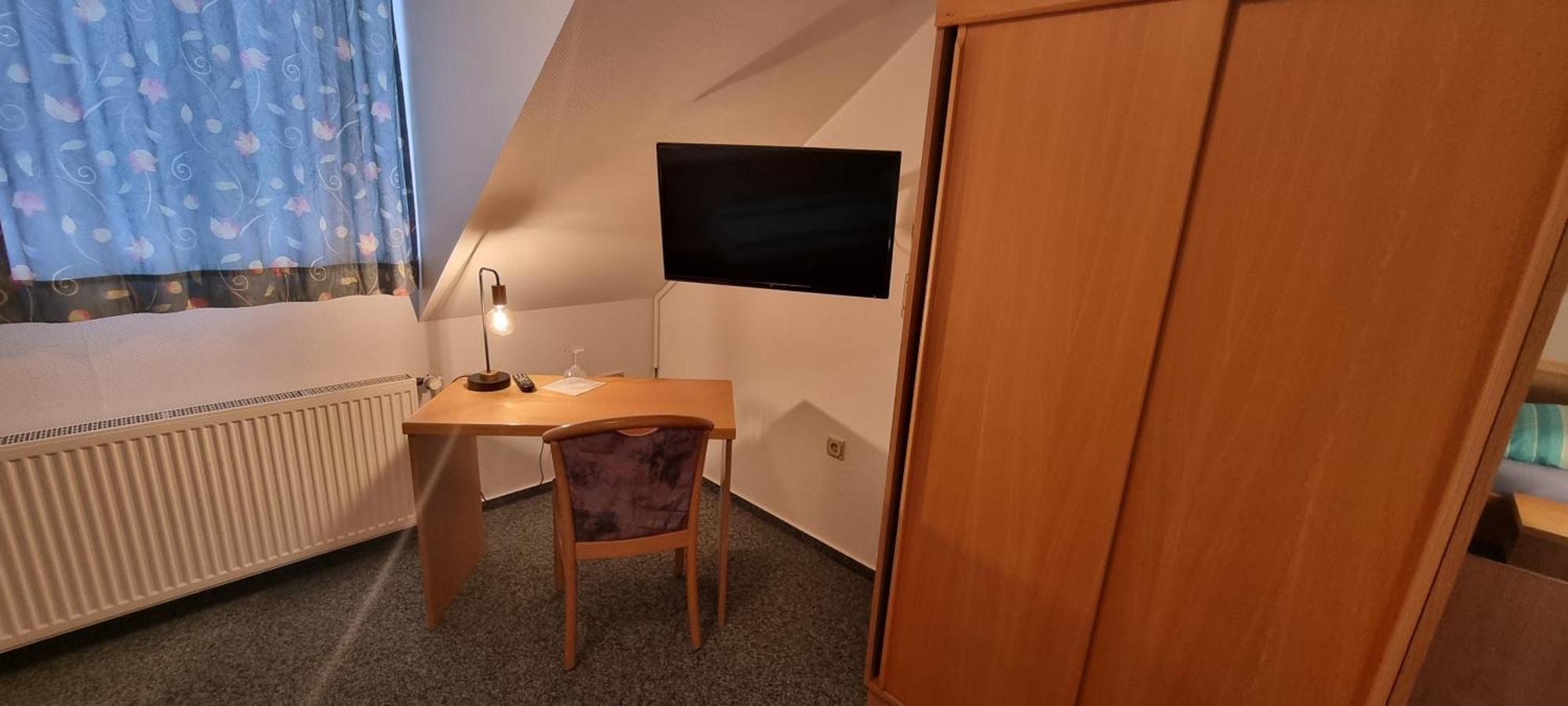Hotel Alt Oesselse 사르쉬테드 객실 사진